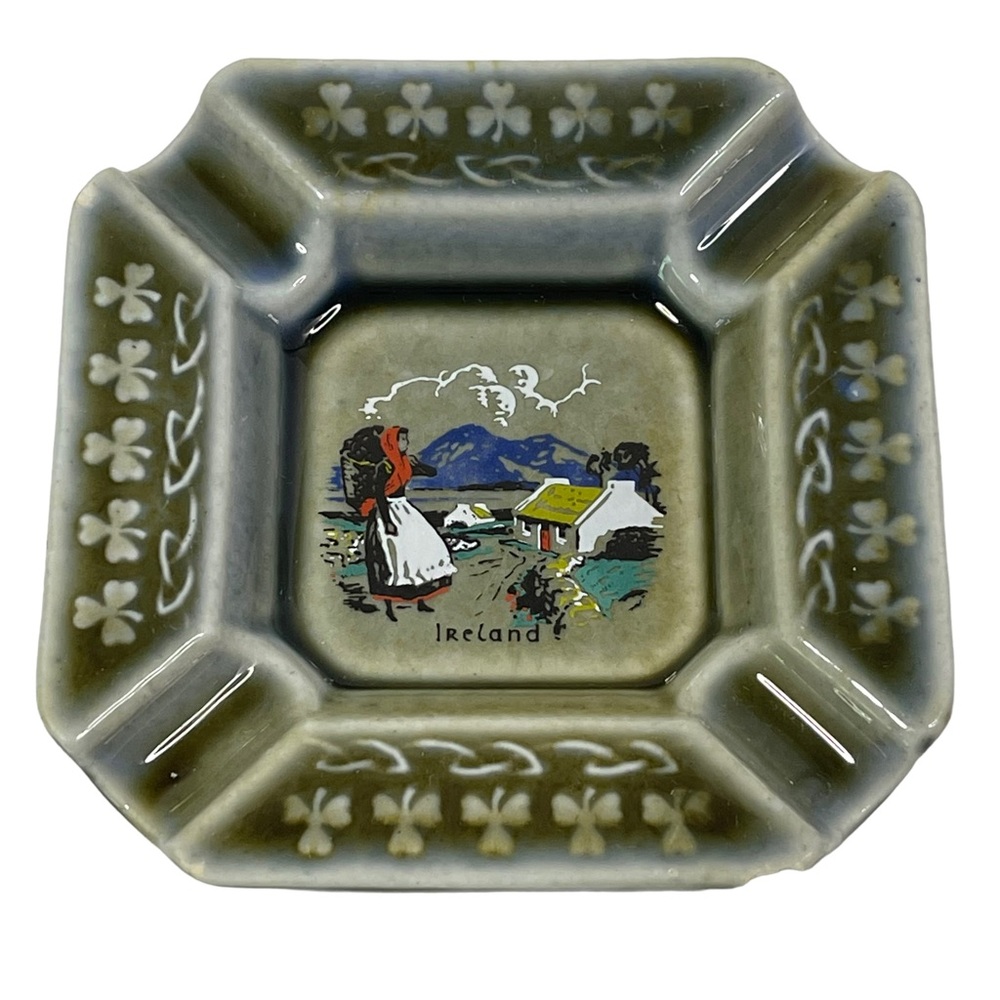 Ireland Scenic Porcelain Ashtray Trinket Dish Green Clovers MCM Retro Vintage